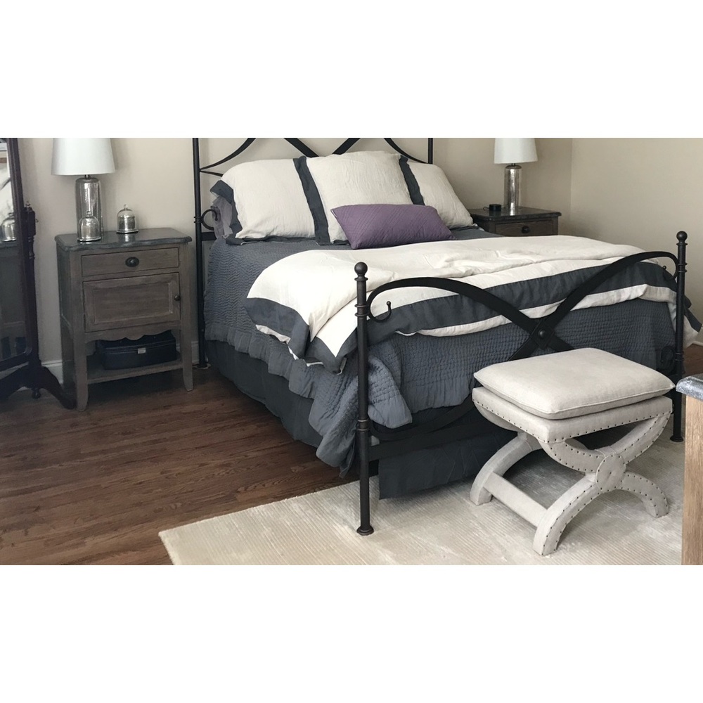 Williams Sonoma Chambers Flax/Linen Queen Duvet Cover with 3 Euroshams